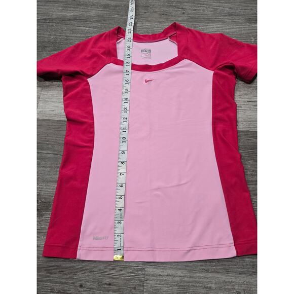 NIKE Fit Dry Pink Crew Neck Short Sleeve Shirt Light Weight Workout Running Top - Picture 6 of 7